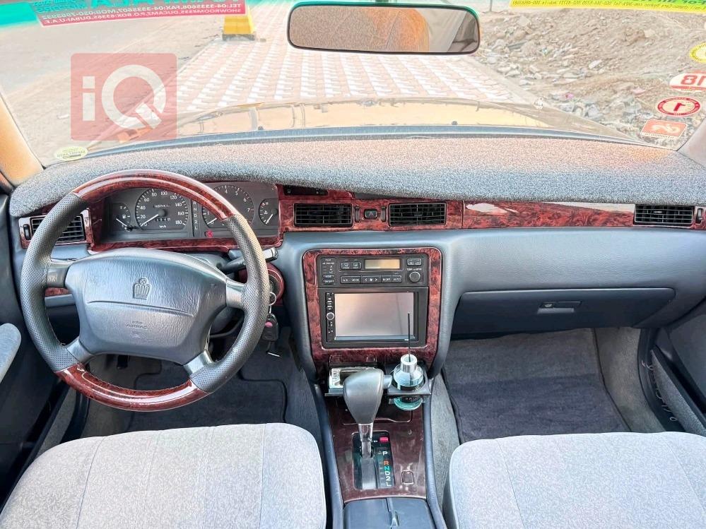تويوتا كراون